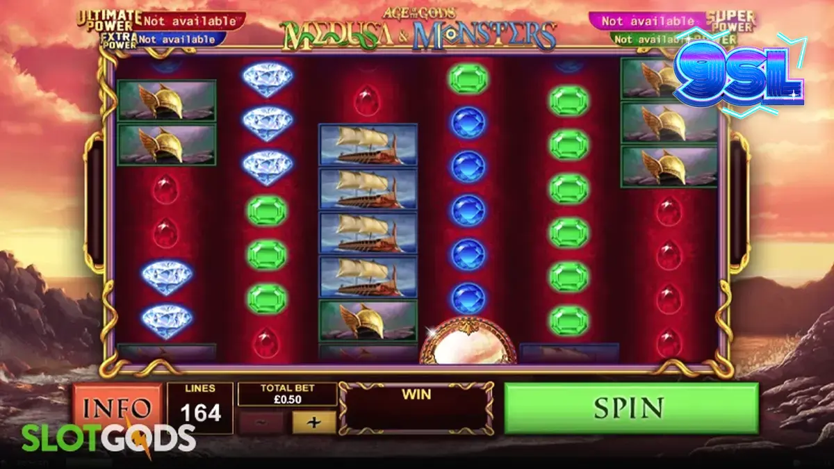 Tampilan visual gulungan slot Age of the Gods Medusa & Monsters dengan latar belakang pantai
